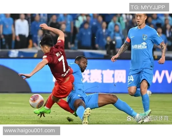 上海排球队以61分领跑杯赛积分榜展现强劲实力和夺冠希望